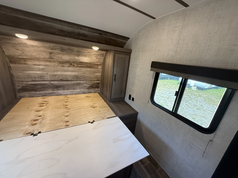 Ameri-lite 24rls 2022 alt