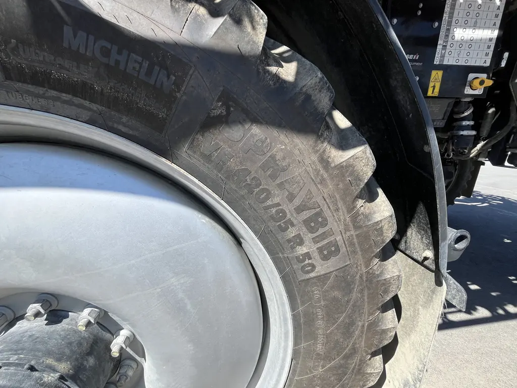 2023 Case IH Patriot 4450