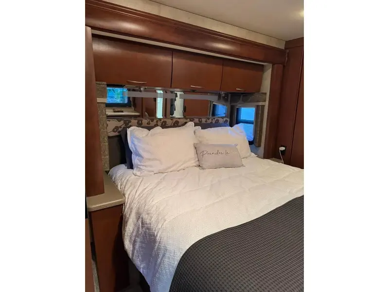 2012 Thor SERRANO 34M