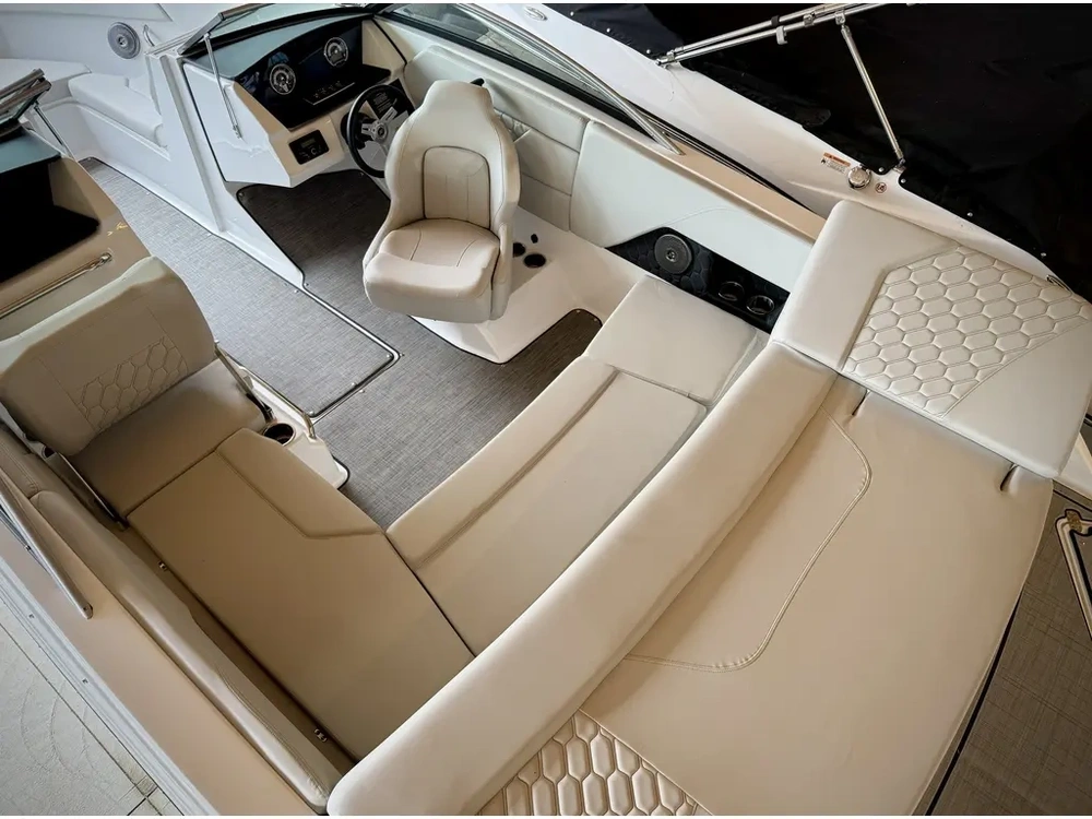 2026 Four Winns H1 Freedom Mercruiser 4.5l alt