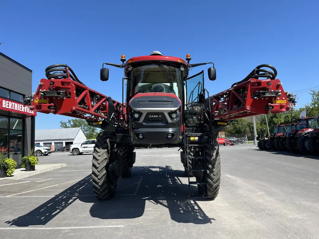2023 Case IH Patriot 4450