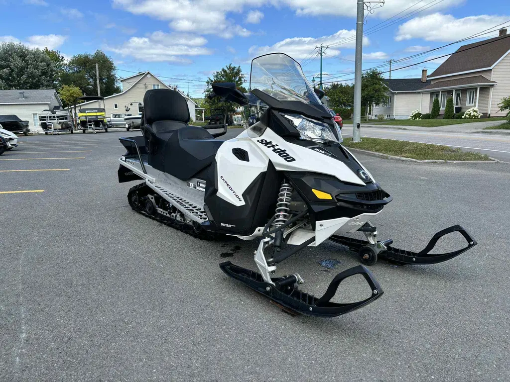 Ski-Doo EXPEDITION SPORT 900 ACE 2018