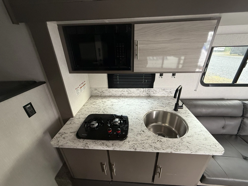 Kz-rv Escape 231bh 2023 alt