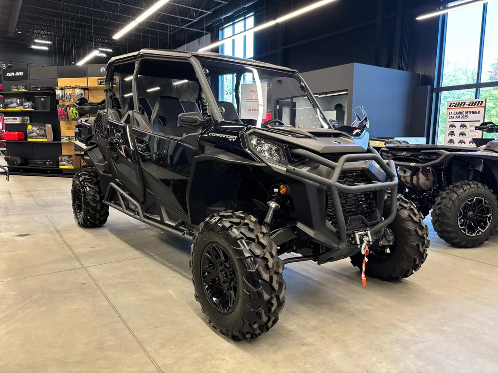 2023 Can-Am COMMANDER MAX XT 1000R