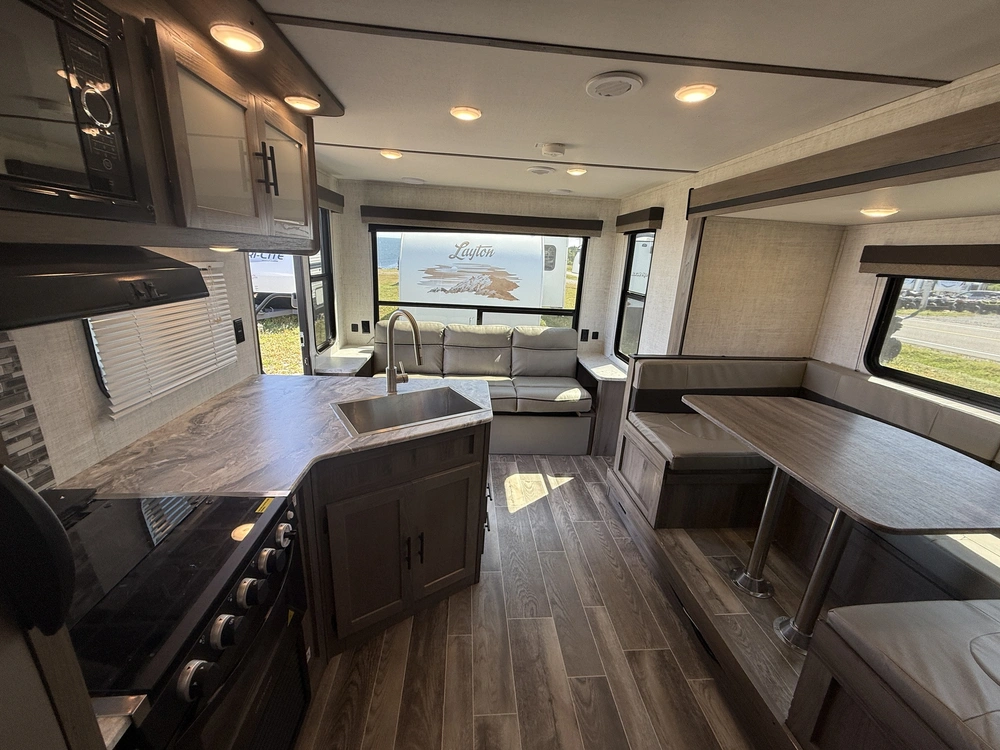 Ameri-lite 24rls 2022 alt