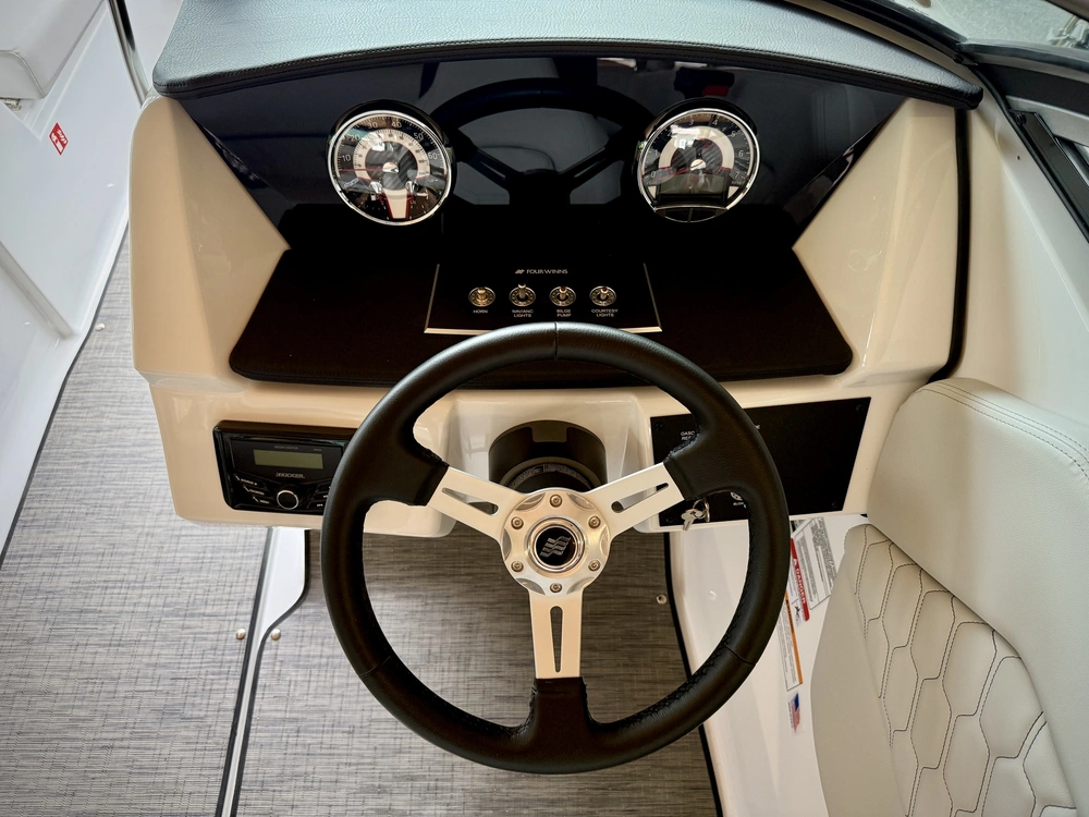 2026 Four Winns H1 Freedom Mercruiser 4.5l alt