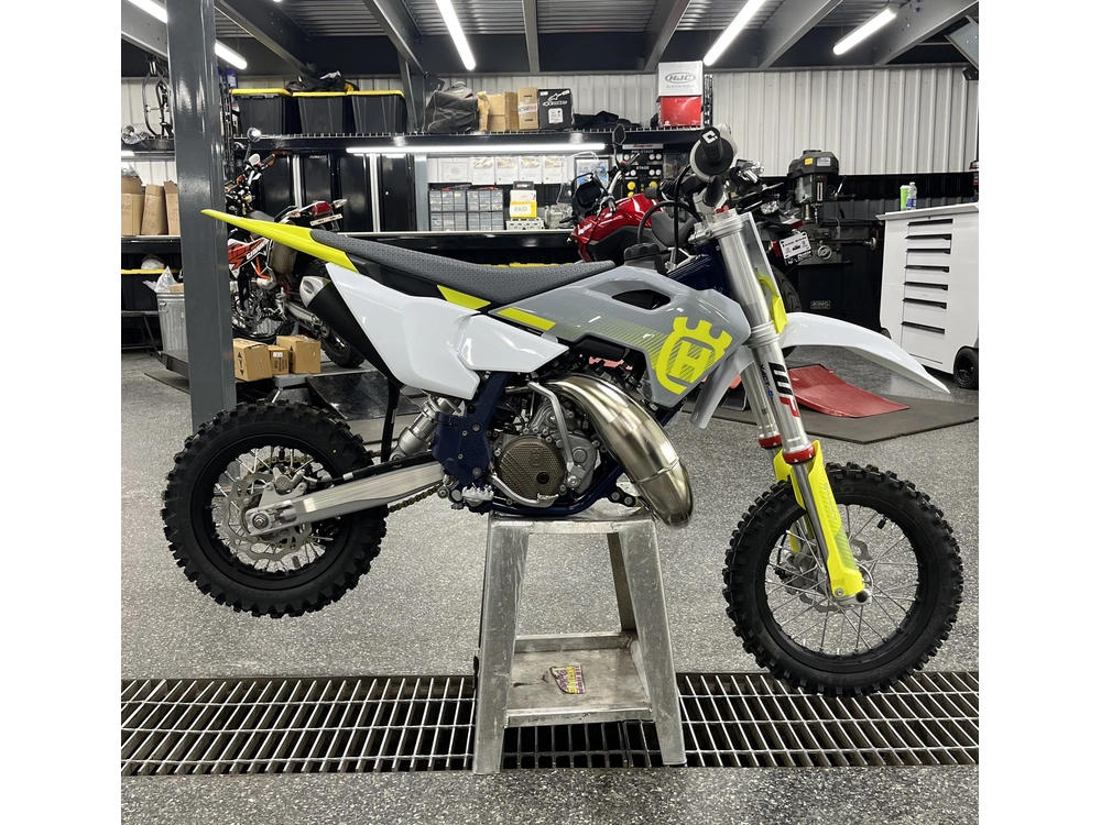 Husqvarna Tc 50 2025 alt