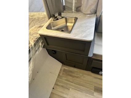 2025 Forest River Rockwood Freedom 1640lt alt