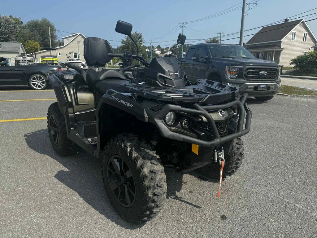 Can-Am OUTLANDER MAX XT 650 2021