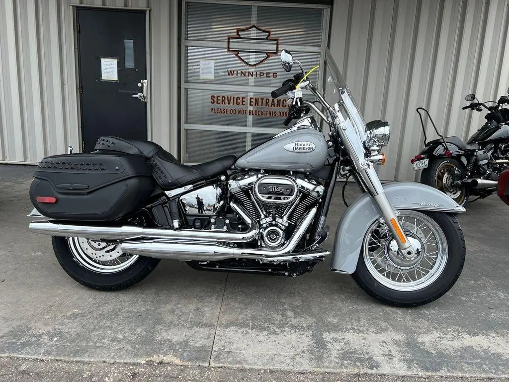 2024 Harley-Davidson FLHCS - Heritage Classic