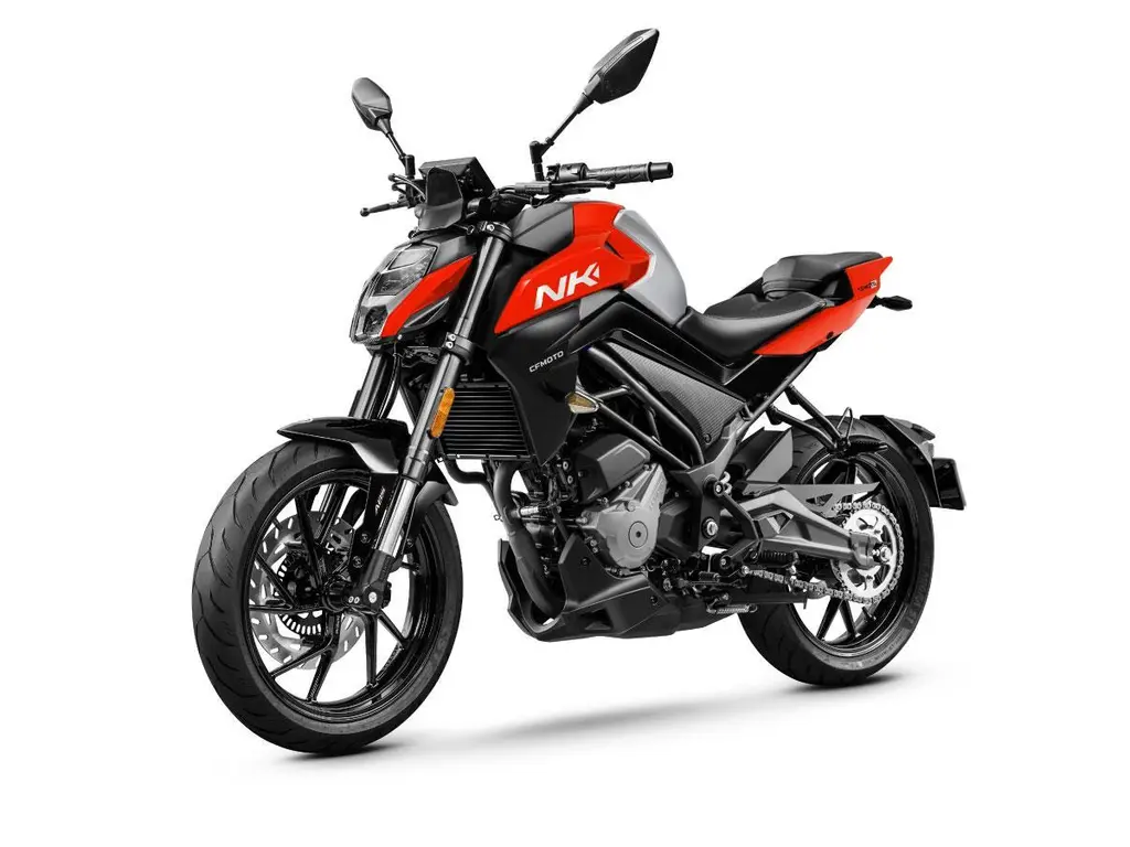 2025 CFMOTO NK 300 