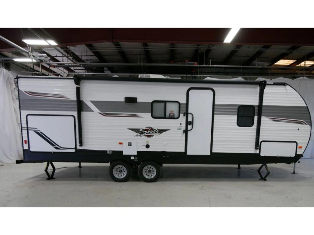 2022 Shasta 25rb alt