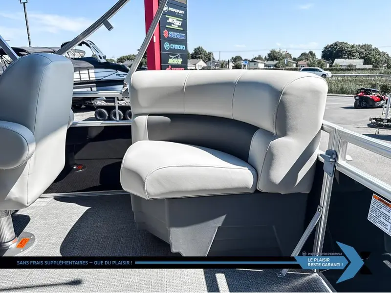 Starcraft Ponton LX 18F Fish de pêche moteur Suzuki 60HP inclus 2025