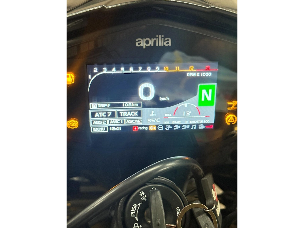 2020 Aprilia Tuono Factory alt