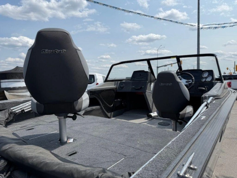 2025 Mirrocraft Holiday 1768 alt