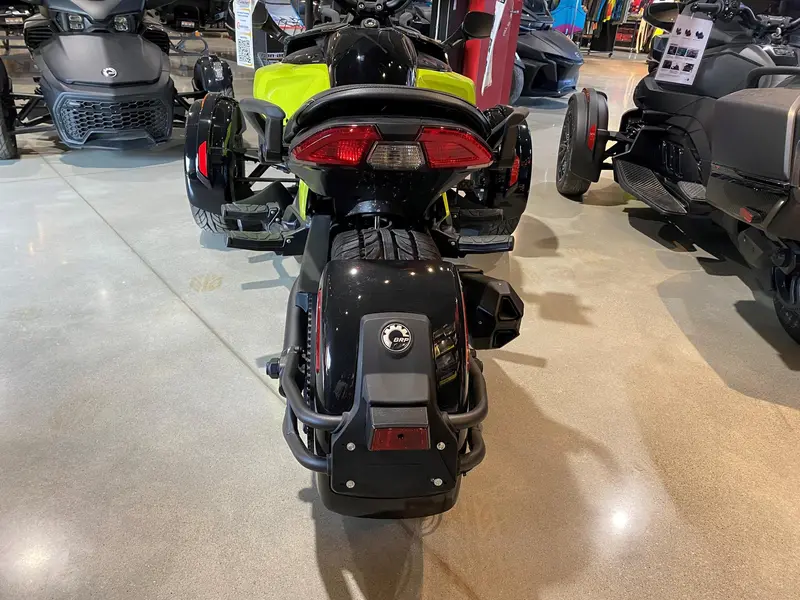 2022 Can-Am Spyder F3 SE S