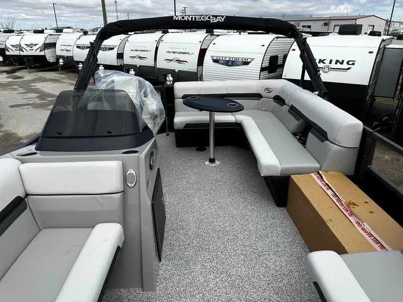 Montego Bay 8518 Deluxe Cruising 2025