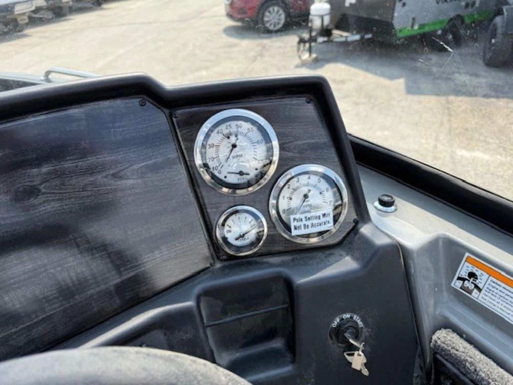 2025 Mirrocraft Holiday 1768 alt