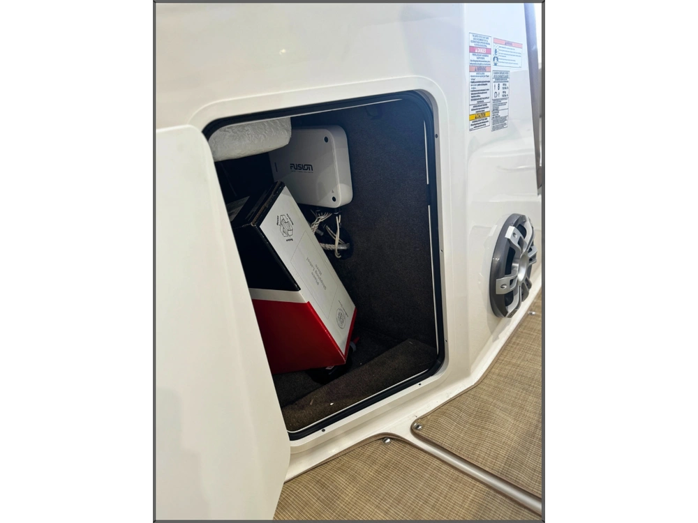 2023 Sea Ray Spx190 No Luxury Tax* alt