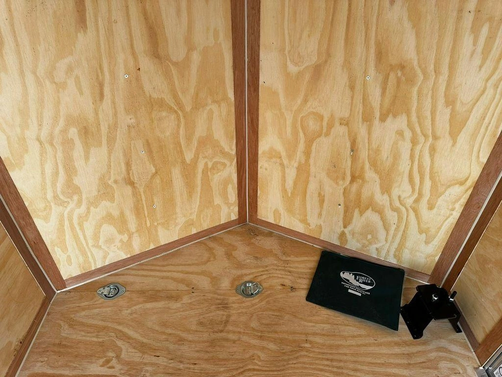 2024 Continental Cargo V Series 6'x10' alt