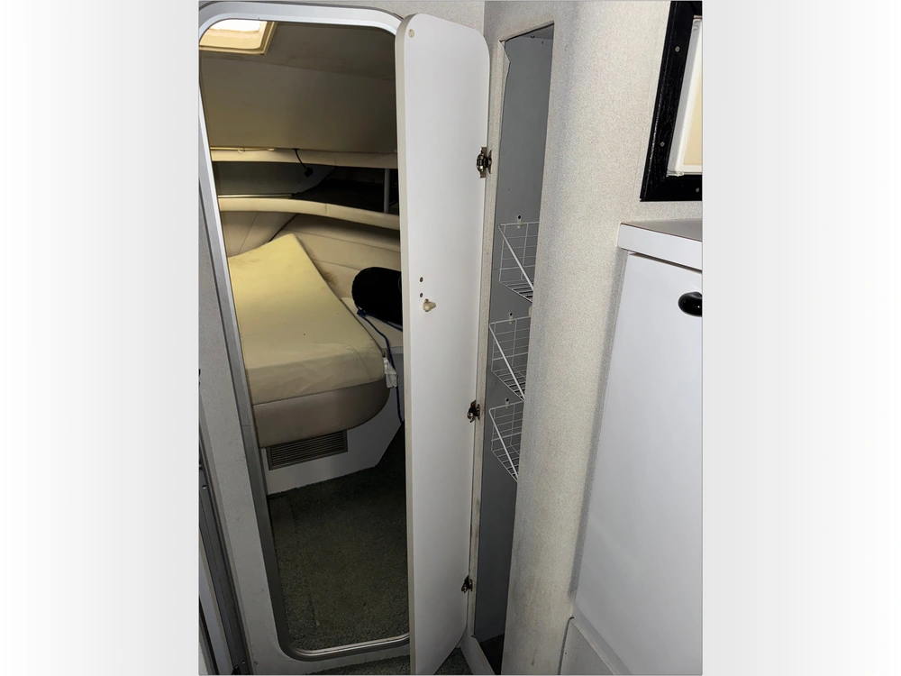 1989 Mainship Motor Yachts Mediterranean 35 No Luxury Tax* alt