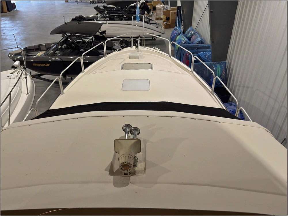 1989 Mainship Motor Yachts Mediterranean 35 No Luxury Tax* alt