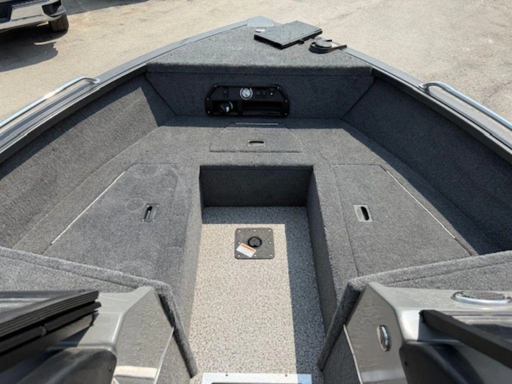 2025 Mirrocraft Holiday 1768 alt