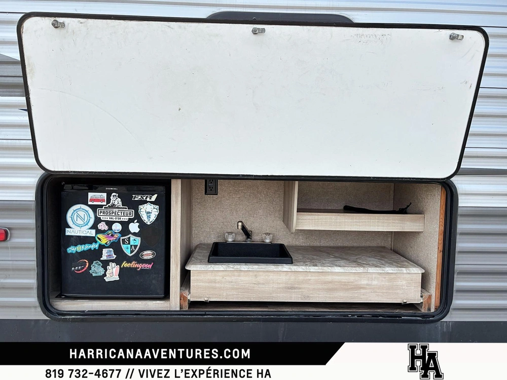 2019 Catalina 293qbck alt