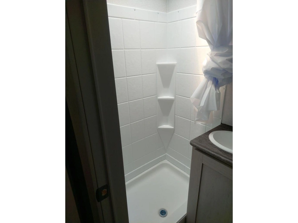 2023 Coachmen 18bhs alt