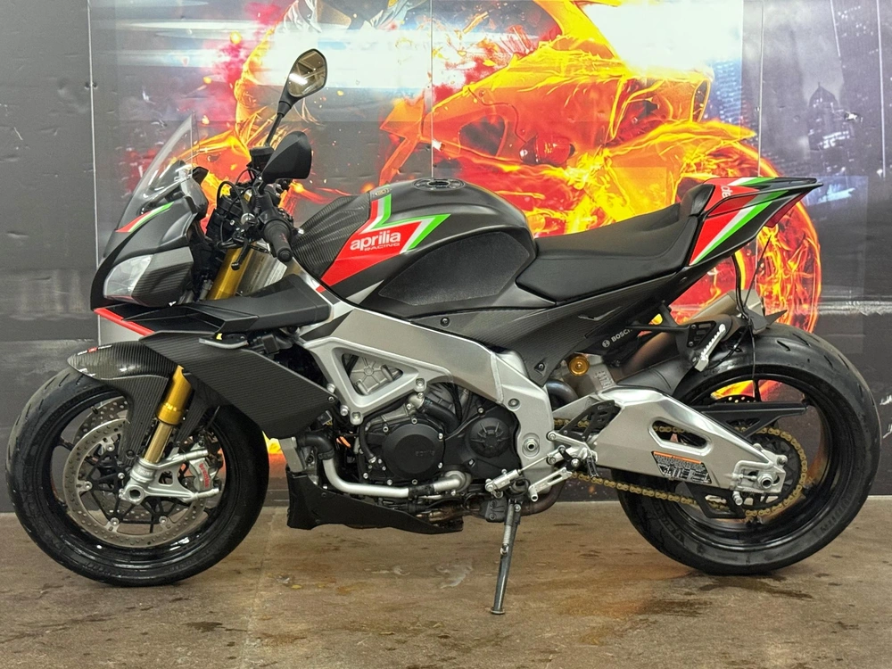 2020 Aprilia Tuono Factory alt