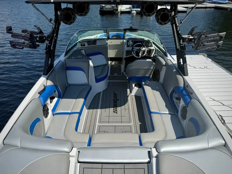 2024 Sanger 231 SL INDMAR 6.2L RAPTOR 400