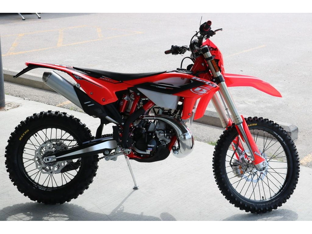 2023 Beta Rr 200 alt