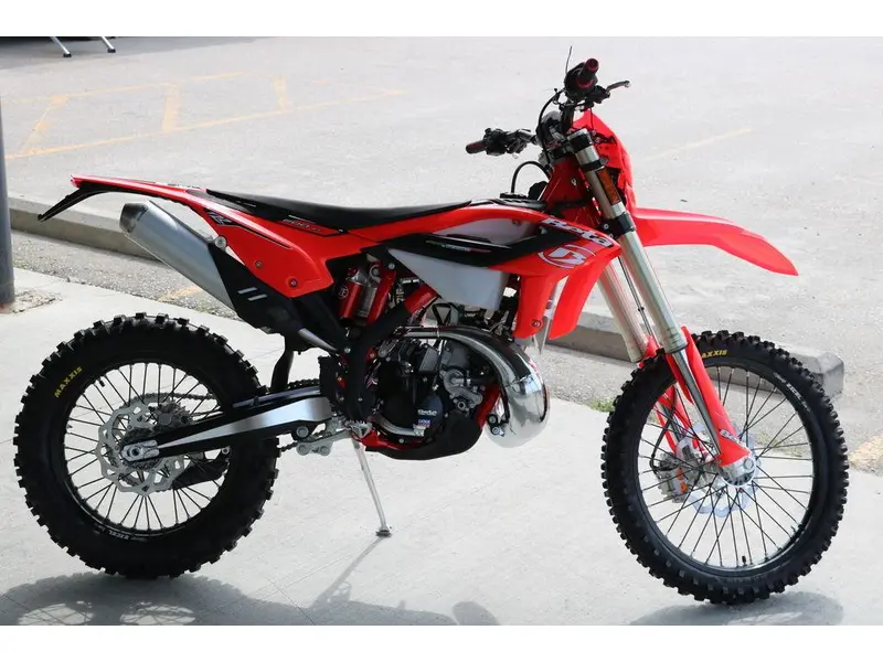 2023 Beta RR 200 thumbnail 2