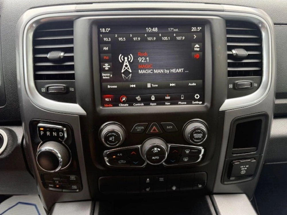 2022 Ram 1500 Classic alt