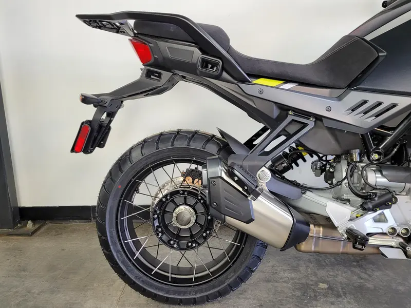 Moto Guzzi STELVIO *1.99% / 72 MOIS💳 2025