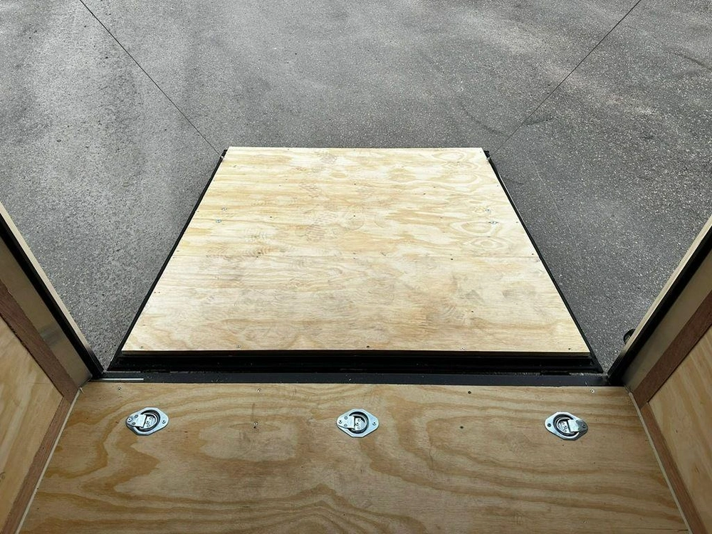 2024 Continental Cargo V Series 6'x10' alt