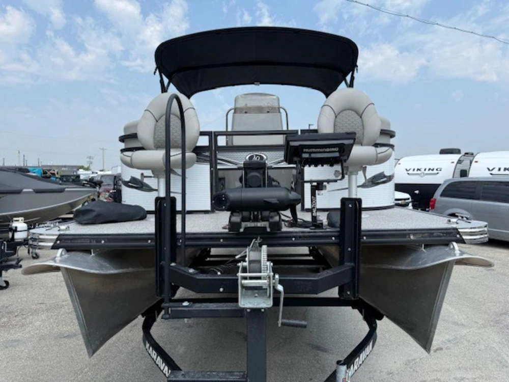 2023 Angler Qwest 8522 All Sport 2-tube alt