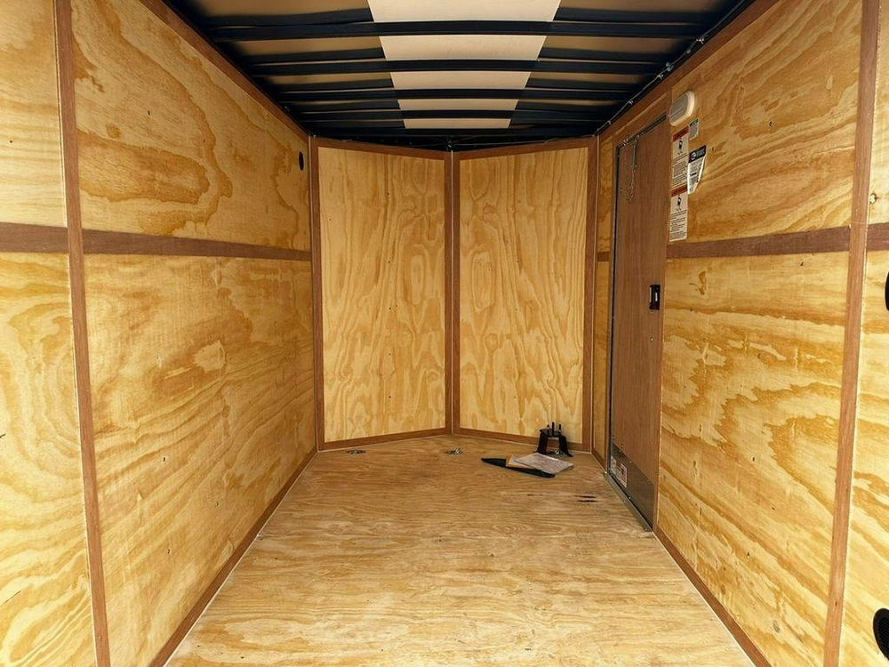 2024 Continental Cargo V Series 6'x10' alt
