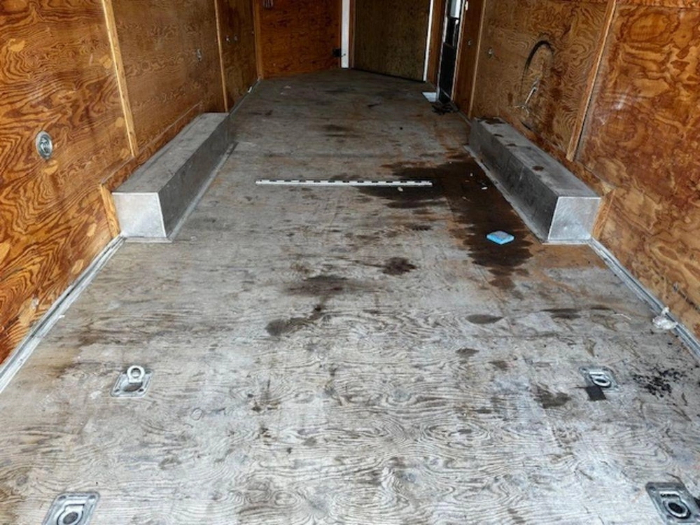 2006 Newmans Sled V Nose alt