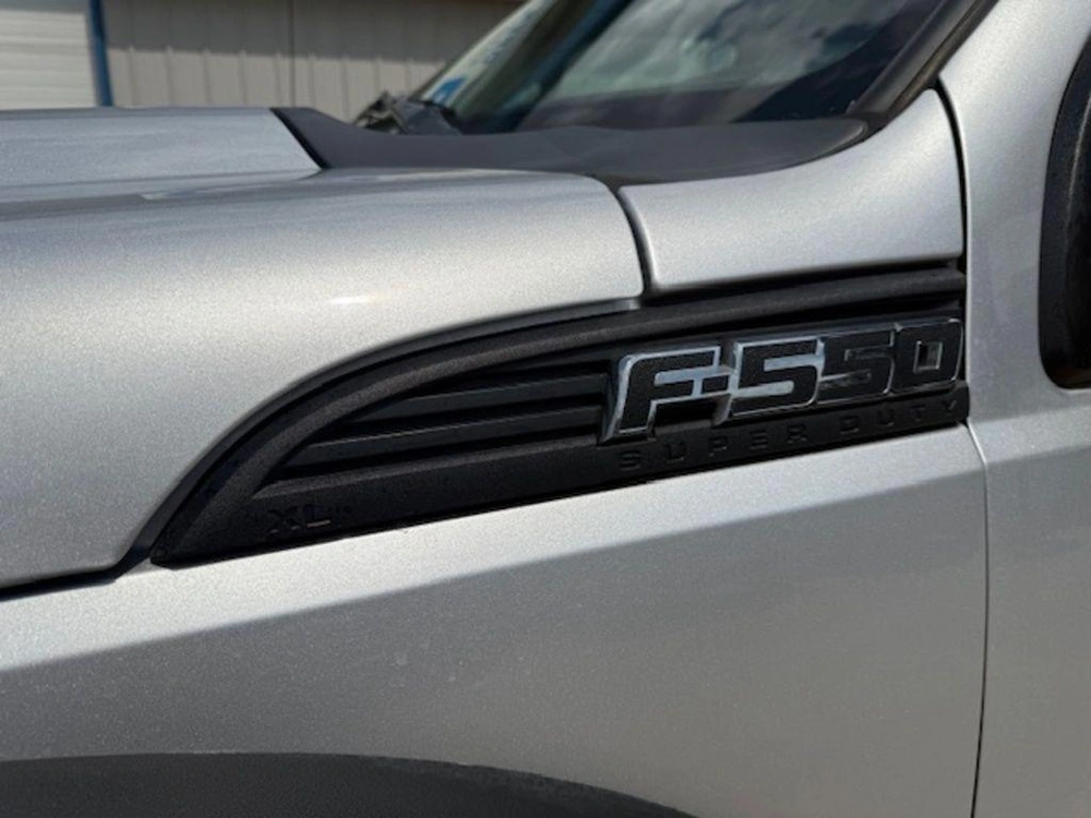 2015 Ford F-550 Super Duty Drw Flat Deck alt