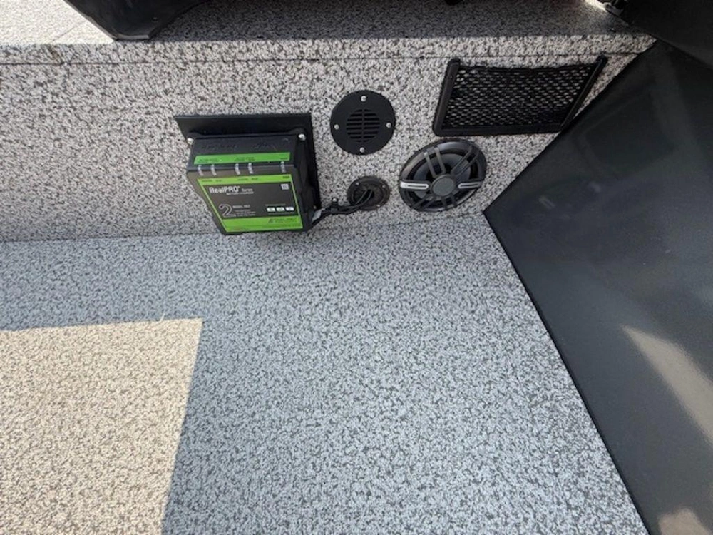 2025 Mirrocraft Outfitter 165 Sc alt