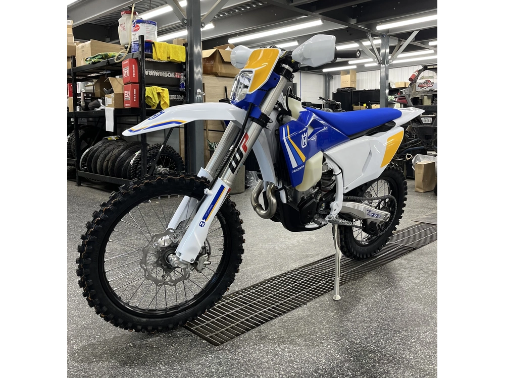 Husqvarna Fe 450 Heritage 2025 alt