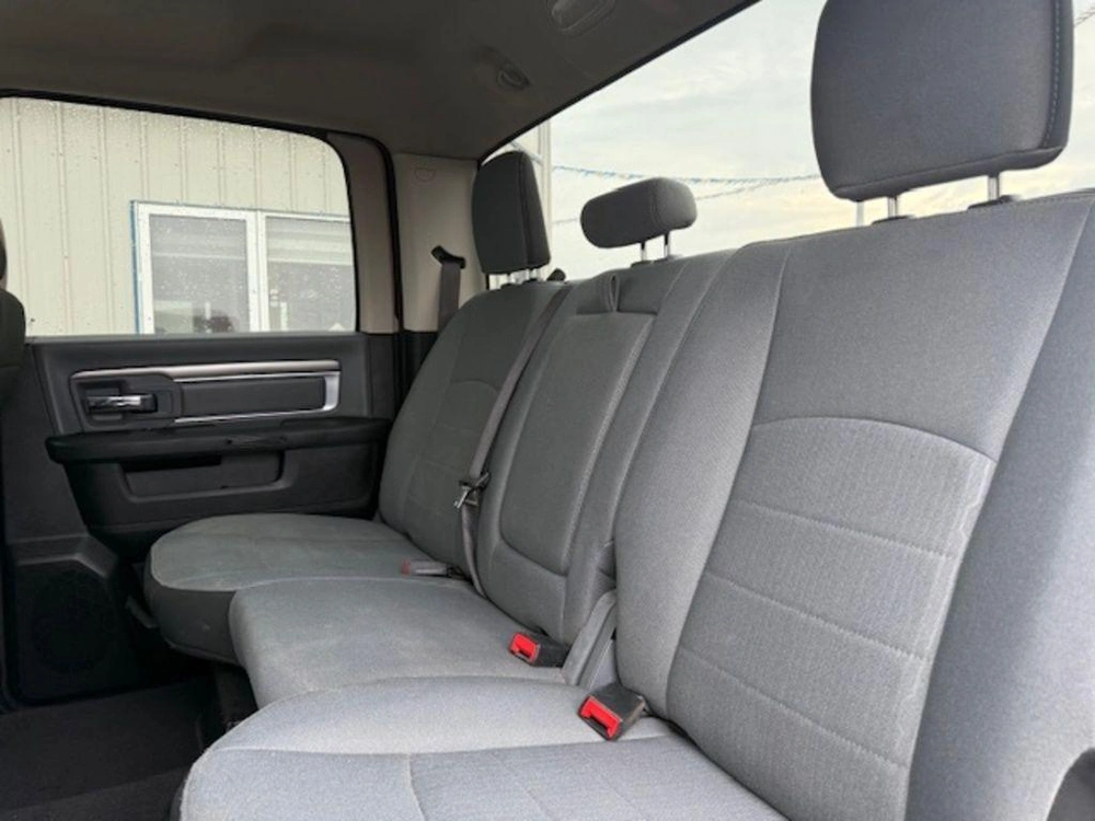 2022 Ram 1500 Classic alt