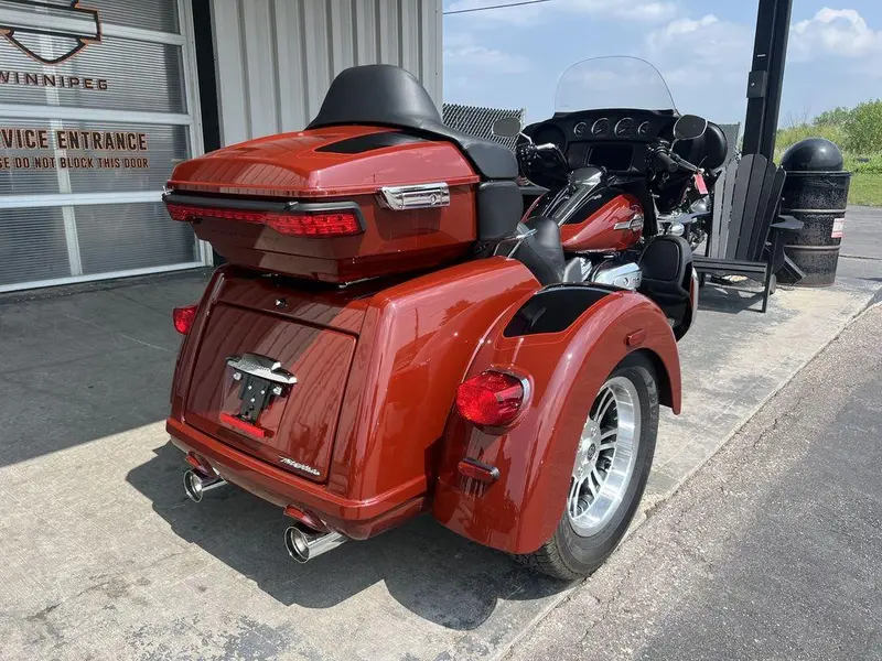 2024 Harley-Davidson FLHTCUTG - Tri Glide™ Ultra