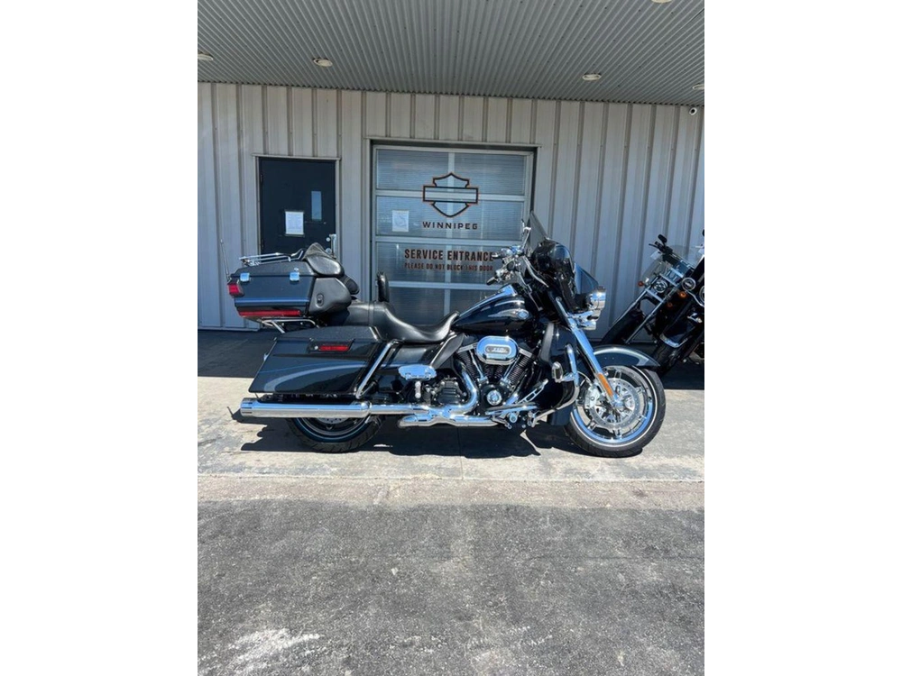 2013 Harley-davidson Flhtcuse8 - Cvo™ Ultra Classic® Electra Glide® 110th Anniversary Edition alt