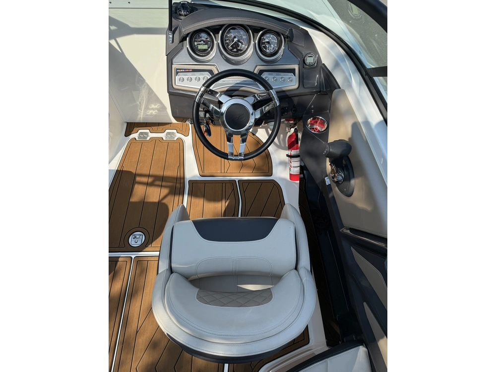 2022 Monterey Boats 238ss 6.2l 300hp alt
