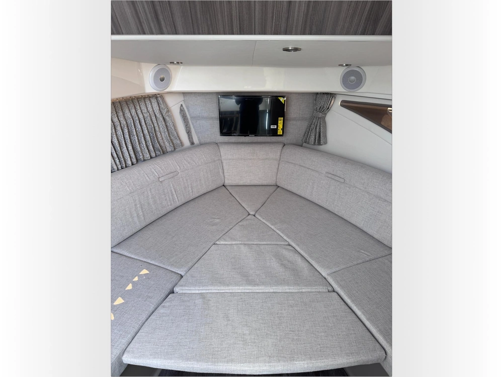 2025 Sea Ray Sundancer 320 alt