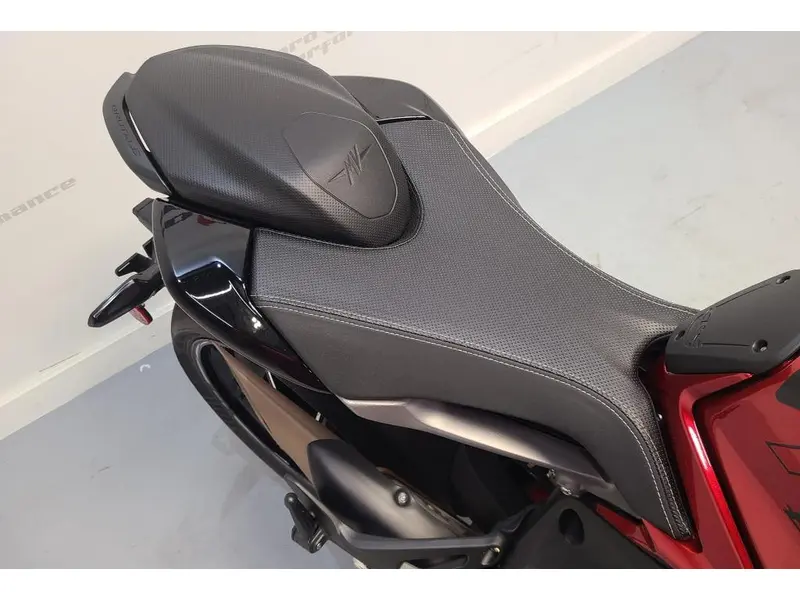 2024 MV Agusta BRUTALE 800 RR thumbnail 4