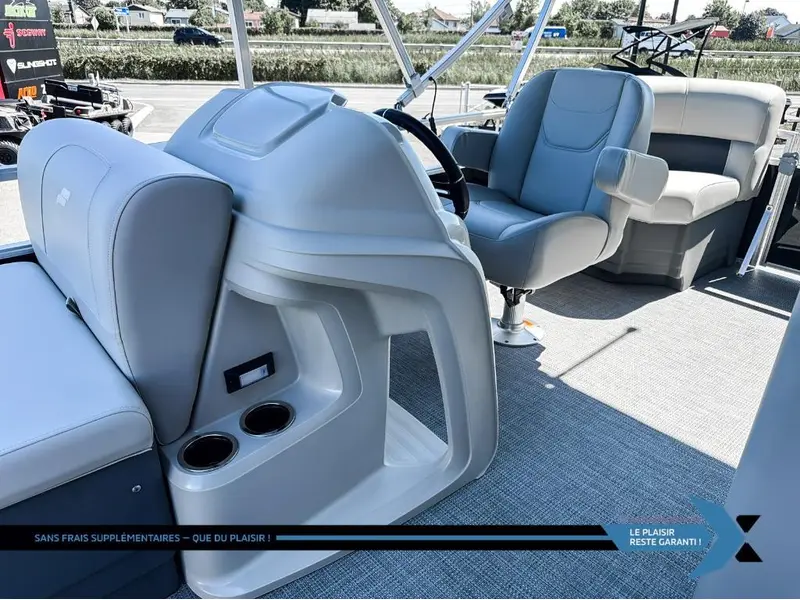 Starcraft Ponton LX 18F Fish de pêche moteur Suzuki 60HP inclus 2025