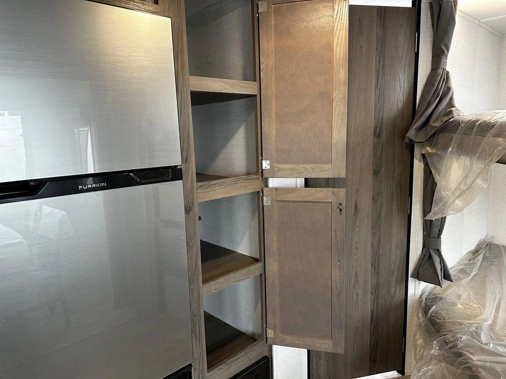 2025 Gulf Stream 28bbs alt